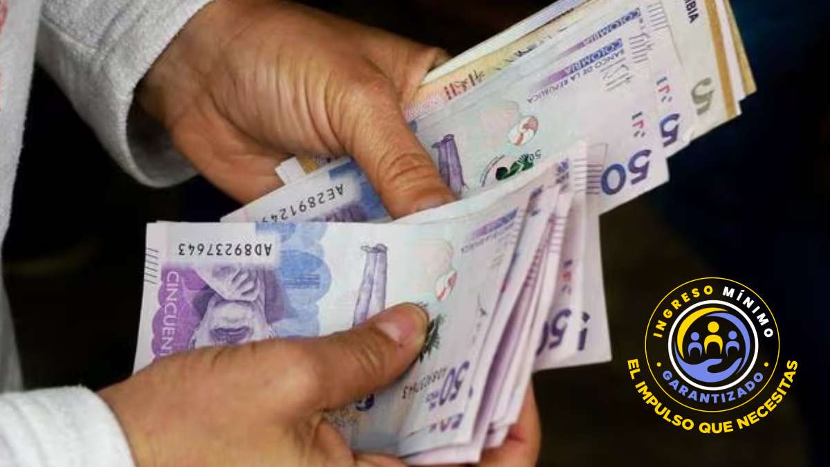 Cómo Recibir tu Transferencia Monetaria-MP Noticias, manos con billetes de 50 mil pesos colombianos , logo del ingreso mínimo garantizado