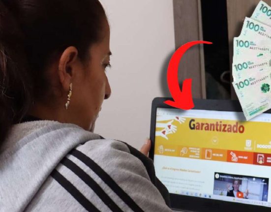 Focalizados Sisbén IV-MP Noticias, mujer consultando en computador pagina del IMG, Billetes de 100 mil pesos colombianos, flecha roja apuntando hacia el pc