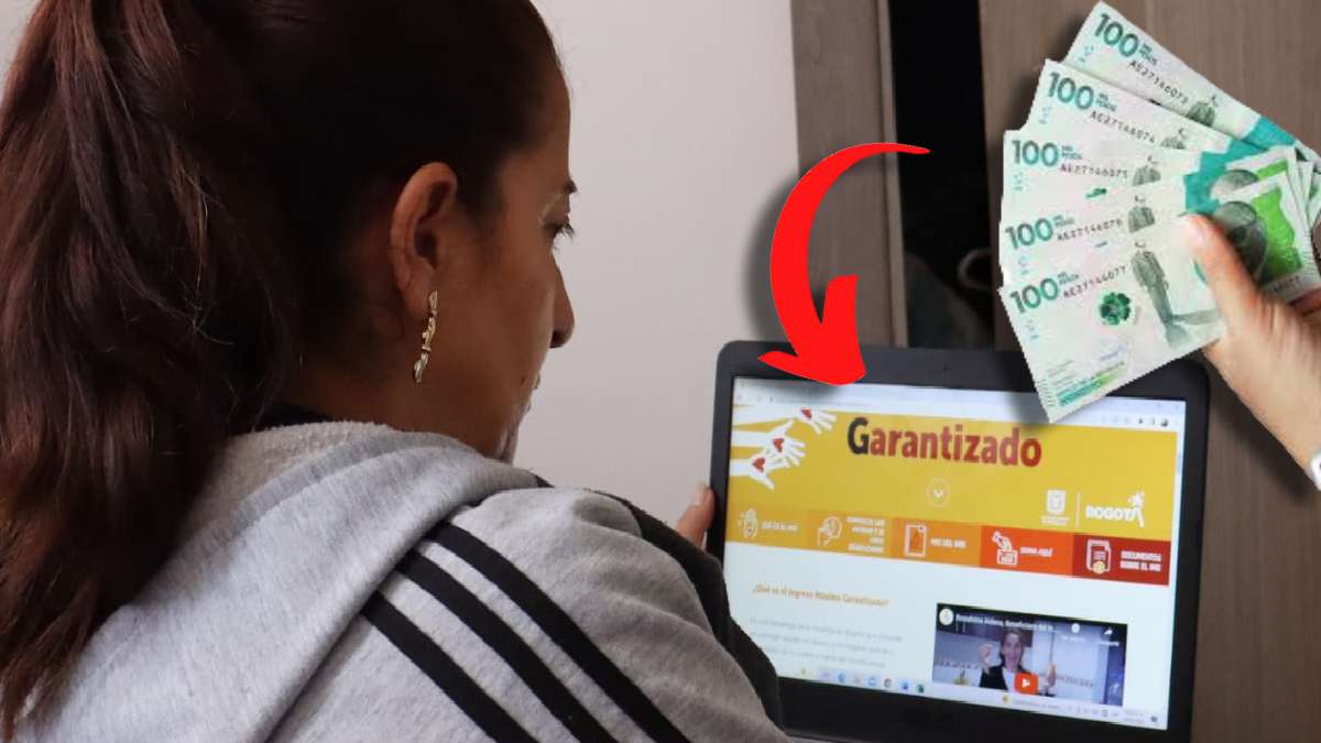 Focalizados Sisbén IV-MP Noticias, mujer consultando en computador pagina del IMG, Billetes de 100 mil pesos colombianos, flecha roja apuntando hacia el pc