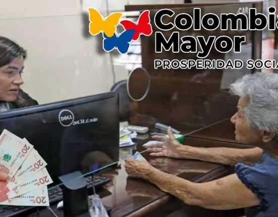 Primer Ciclo de Pago-MP Noticias, imagen de mujer consultando en computador, al otro lado de la ventanilla persona de la tercera edad consultando el pago, logo de Colombia mayor, billetes de 20 mil pesos colombianos